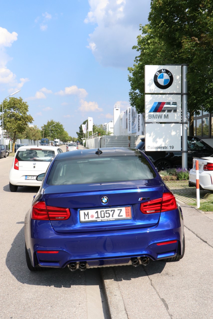 Name:  BMW_M1.jpg
Views: 6328
Size:  267.8 KB