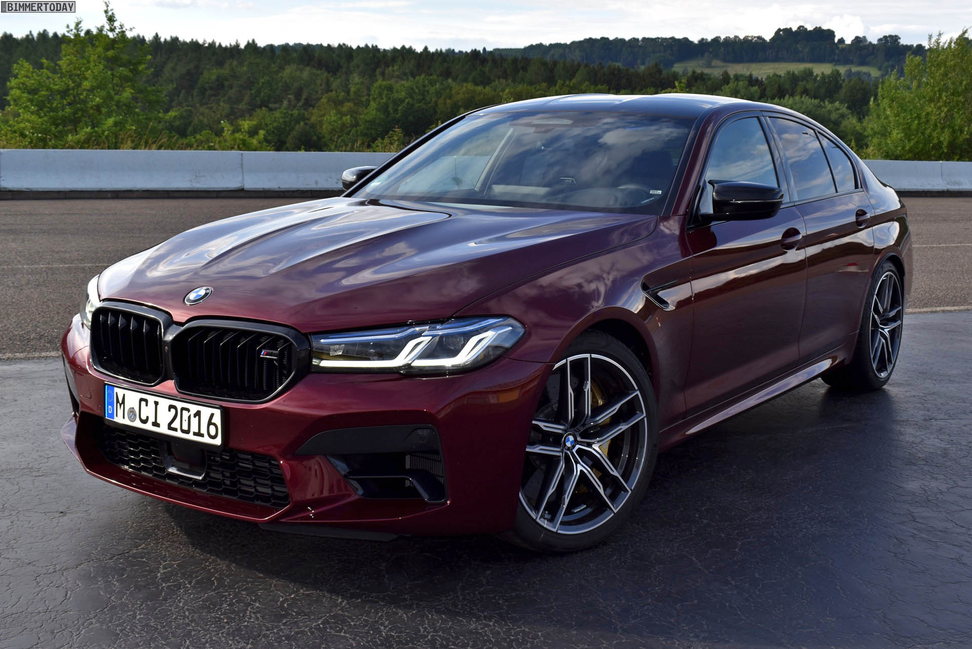 Name:  2020-BMW-M5-Facelift-F90-LCI-Aventurinrot-Live-01.jpg
Views: 17453
Size:  273.7 KB