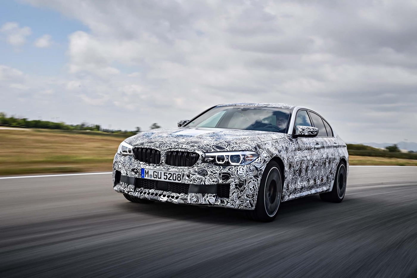 Name:  2018-BMW-M5-Prototype-front-three-quarter-in-motion-06.jpg
Views: 14224
Size:  413.6 KB