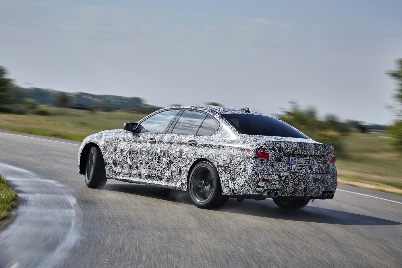 Name:  2018-BMW-M5-Prototype-rear-three-quarter-in-mottion-10.jpg
Views: 13903
Size:  466.6 KB
