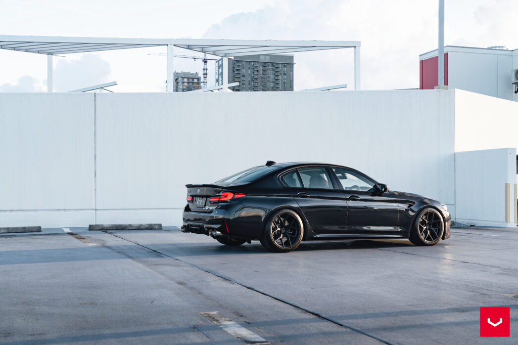 Name:  BMW-F90-M5-Hybrid-Forged-Series-HF-5--Vossen-Wheels-2023-2113-1047x698.jpg
Views: 44
Size:  88.2 KB