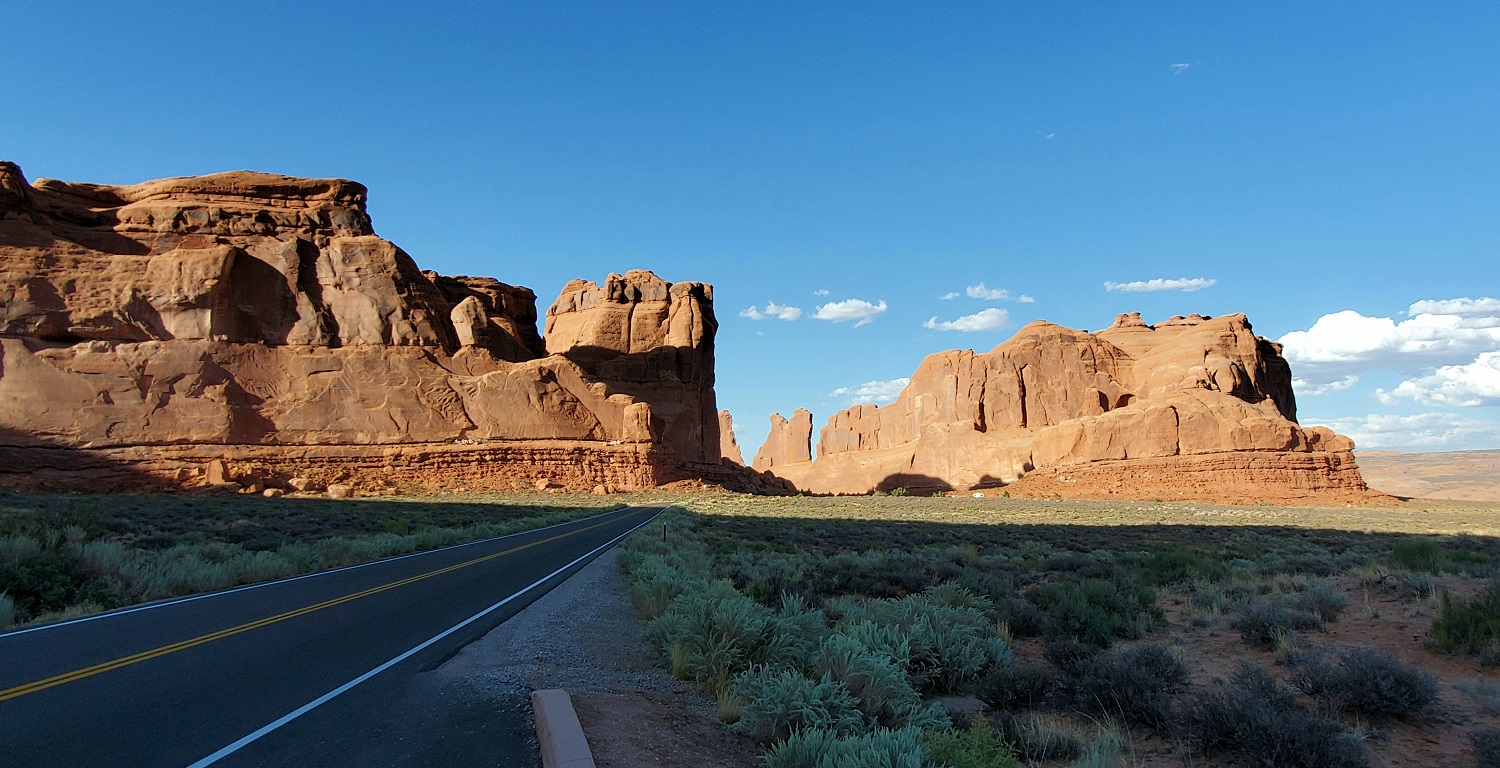 Name:  Arches National Park 1.jpg
Views: 12229
Size:  429.5 KB
