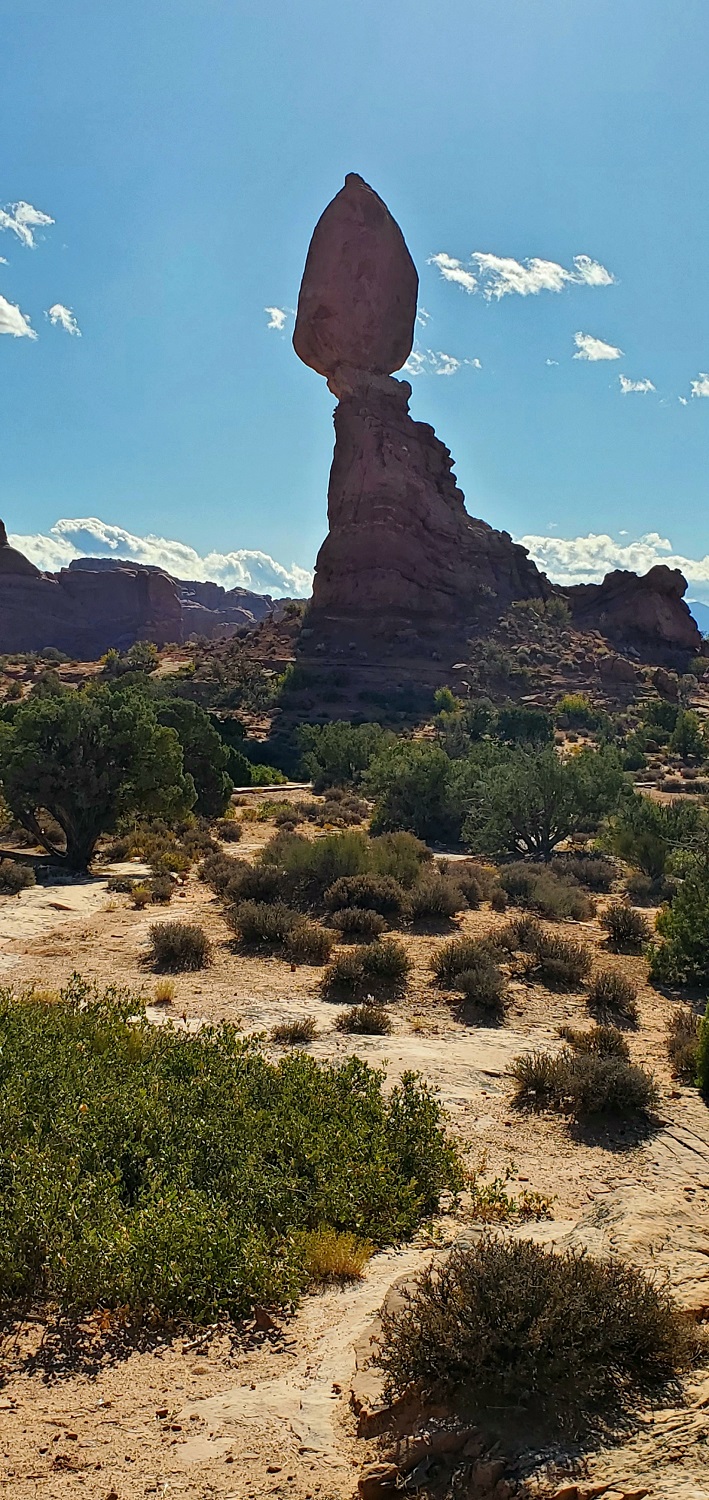 Name:  Balanced Rock, Arches NP.jpg
Views: 11836
Size:  516.0 KB