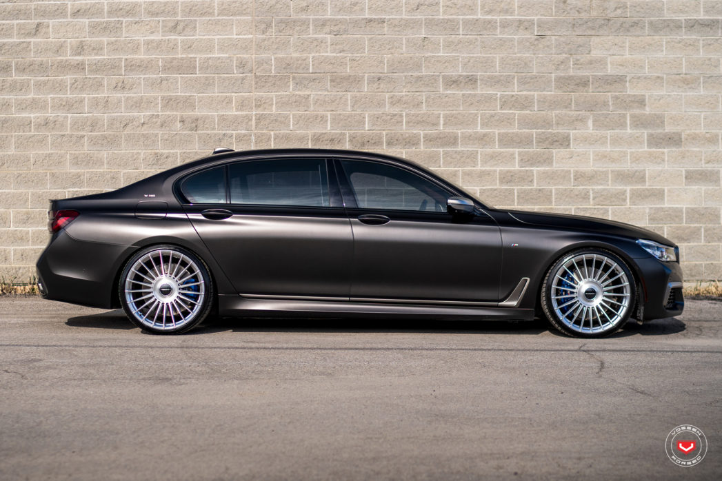 Name:  BMW-M760Li-Series-17-S17-13--Vossen-Wheels-20221-1047x698.jpg
Views: 23
Size:  143.6 KB