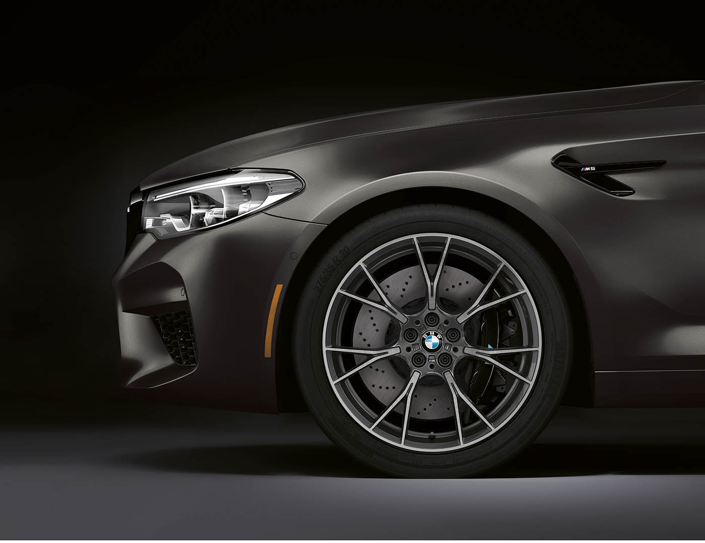 Name:  The 2020 BMW M5 Edition 35 Years. US model shown. (5).jpg
Views: 16875
Size:  119.2 KB