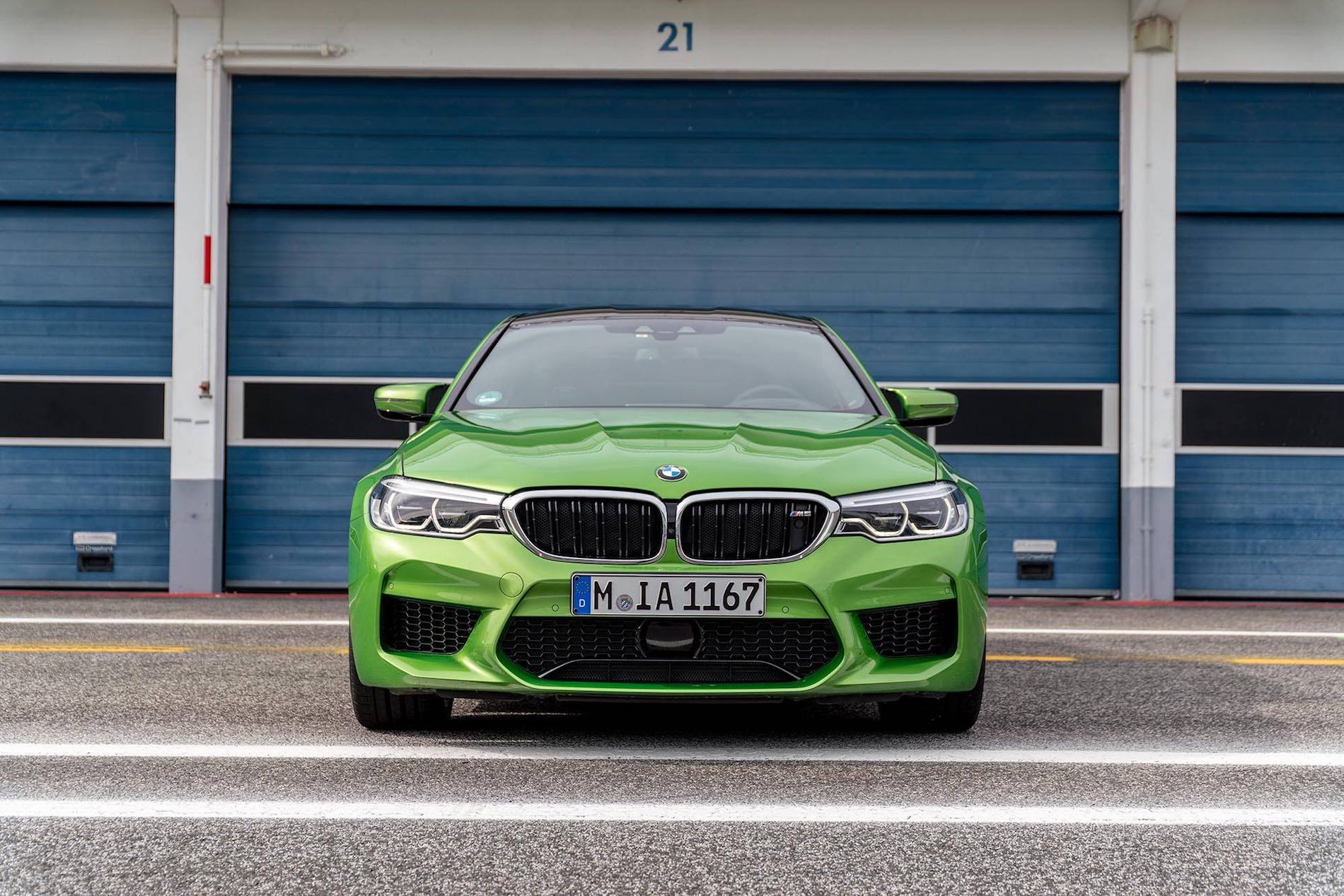 Name:  BMW-M5-F90-Individual-Java-Gruen-02.jpg
Views: 25453
Size:  328.7 KB