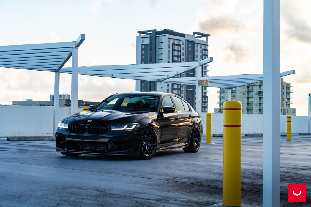 Name:  BMW-F90-M5-Hybrid-Forged-Series-HF-5--Vossen-Wheels-2023-2109-1047x698.jpg
Views: 79
Size:  123.3 KB