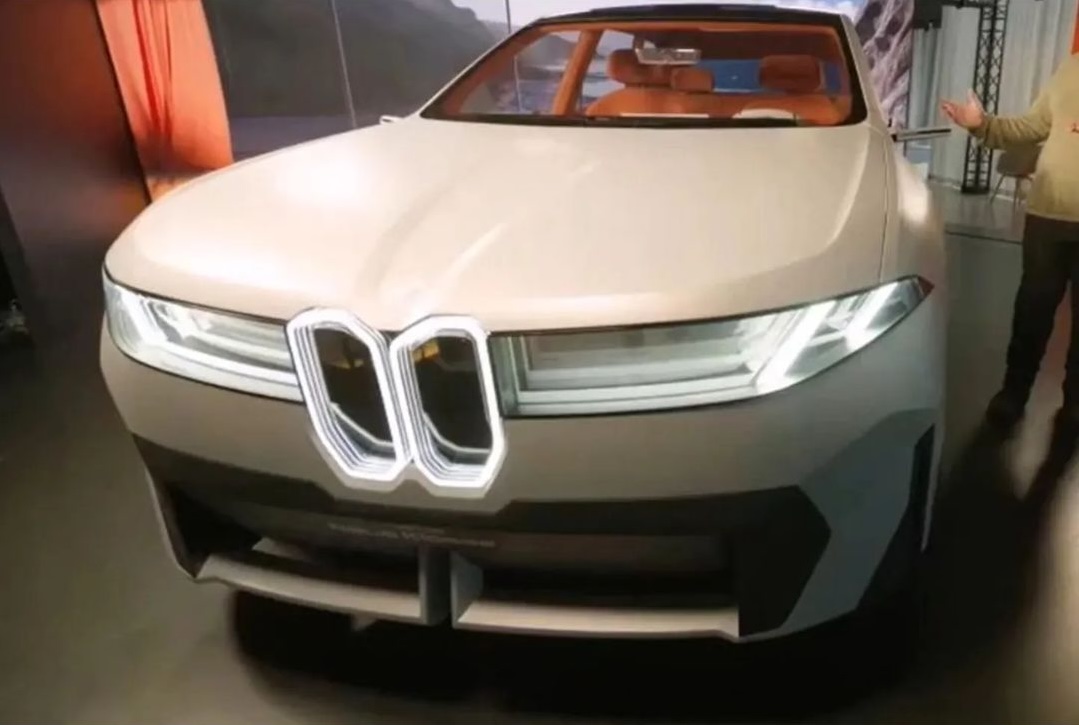 Name:  BMW Vision Neue Klasse X Leaked.jpg
Views: 34483
Size:  127.7 KB