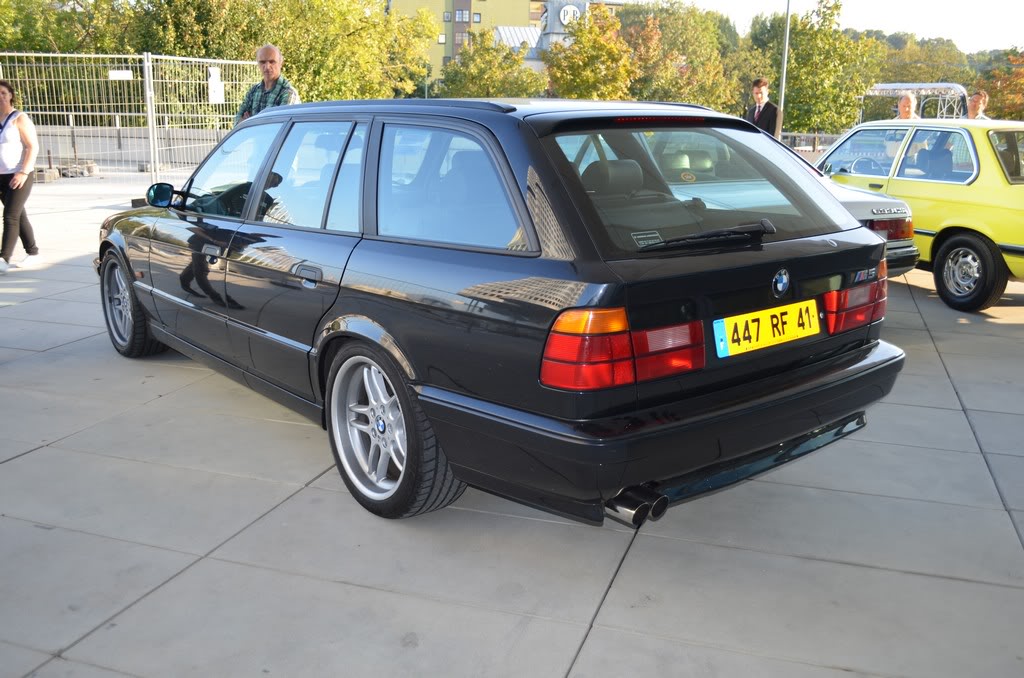 Name:  e34 M5 bonhams auction  DSC_0715.jpg
Views: 13581
Size:  132.6 KB